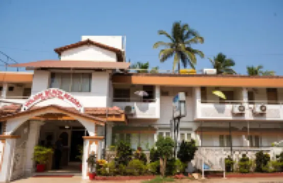 ホリデー ビーチ リゾート カンドリムビーチ周辺のホテル