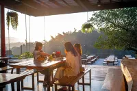 The River Life Resort - فطور