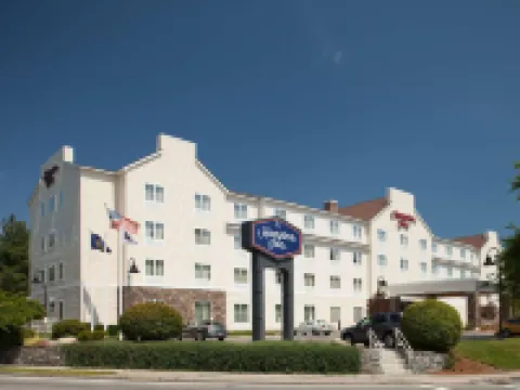 Hampton Inn Nashua Hotels in Nashua