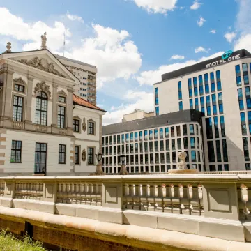 華沙 - 肖邦一號汽車旅館 鄰近華沙美人魚的酒店