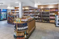 Travelodge by Wyndham Fort St John Отели в г. Форт-Сент-Джон