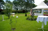Hotel Ripken فنادق في Kirchhatten
