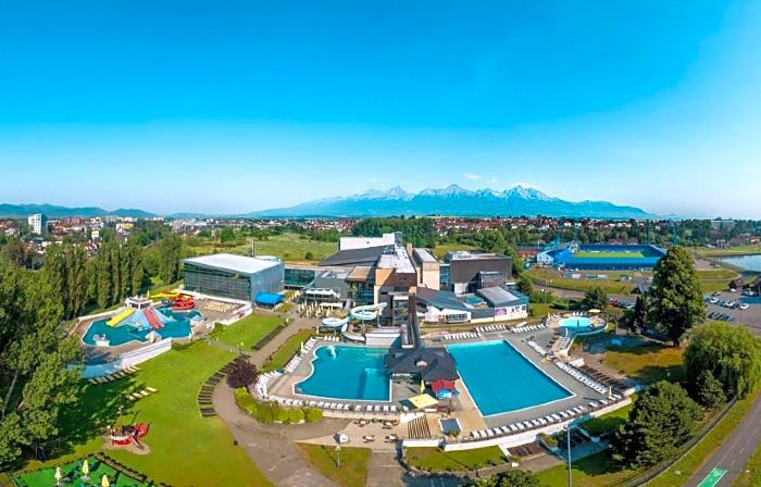 Hotel AquaCity Seasons