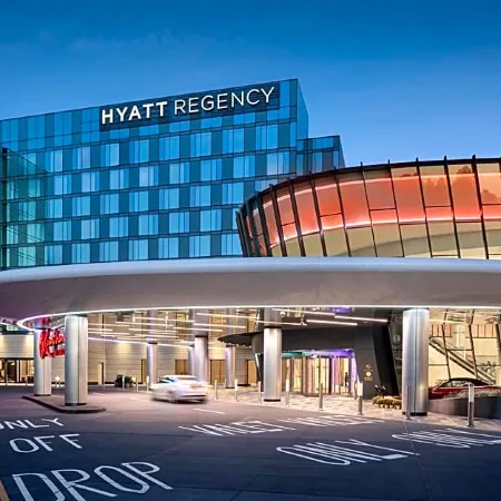 Hyatt Regency JFK Airport at Resorts World New Yor Отели рядом с Аэропорт Кеннеди
