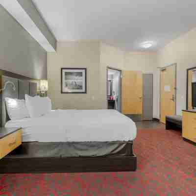 Best Western Plus Eastgate Inn  Suites Rooms