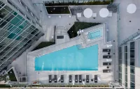 Versante Hotel - Pools