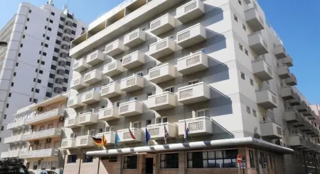 Hotel Baía de Monte Gordo Отели в г. Monte Gordo