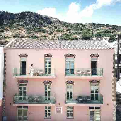 Avra Apartments Kolymbari Harbour Hotel Exterior