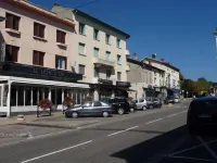 Hôtel Restaurant Le Lion d'Or Hotels in Chateau-Gaillard