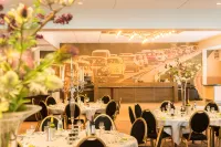 Van der Valk Hotel Hilversum/ de Witte Bergen - Breakfast