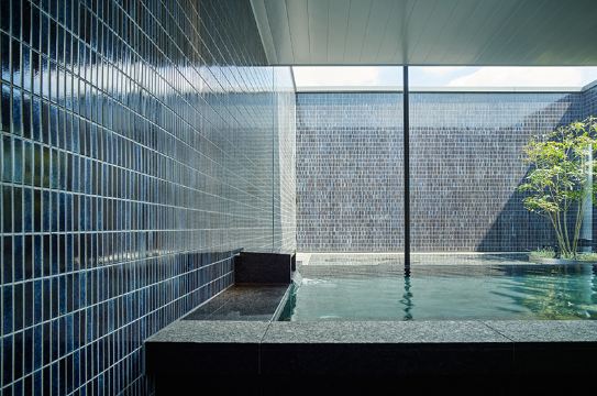 5. 미쓰이 가든 호..