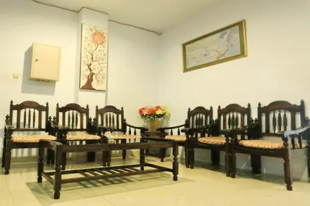 Urbanview Hotel Mulia Indah Palopo