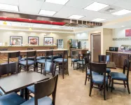 Comfort Suites - breakfast