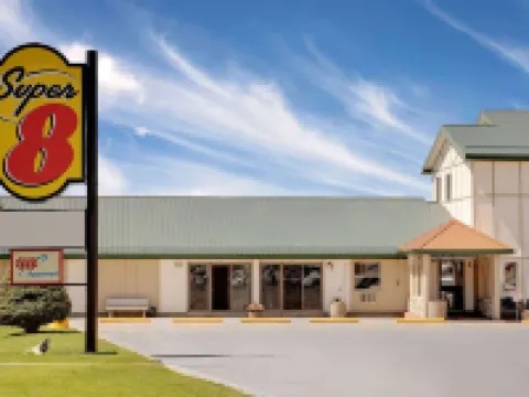 Super 8 by Wyndham Cut Bank Hotels in Cut Bank