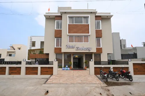 Hotel Embassy