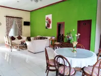 Sapo Karo Rest House