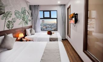 Mega Light Hotel
