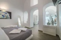 Angel Luxury Suites Hotels in Thira