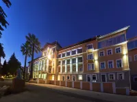 Art-Hotel Hotéis em Khosta