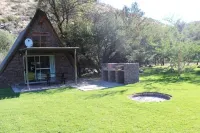 Ko Ka Tsara Bush Camp Hotel a Central Karoo DC