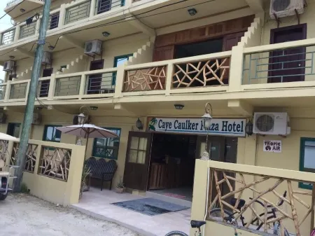 Caye Caulker Plaza Hotel