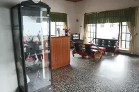 Tunjung Nyaho Guest House ( Tng ) Hotels in Menteng