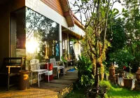 River Resort & Spa Hotels in Mueang Sa Kaeo District
