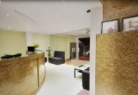 Hotel MB International