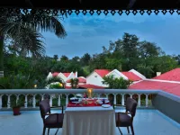 Cama Rajputana Club Resort - 朝食