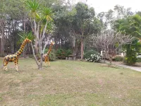 Raisubsomboon Resort - parcheggio