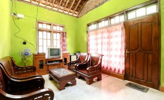 Kasmiyem Homestay