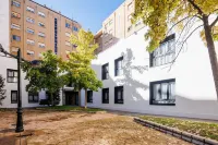 Apartamentos Congreso Parking Gratuito Hotels in Viana