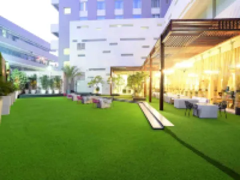 DoubleTree by Hilton Gurugram Baani Square Hotéis em Gurugram