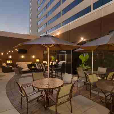 Hilton Suites Chicago/Oakbrook Terrace Dining/Meeting Rooms
