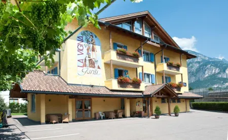 Hotel Garni la Vigna - Adult Friendly Отели в г. Сегондзано