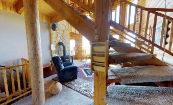 Juniper Ridge Family Cabin