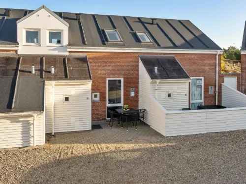 "Enita" - 2.3km from the Sea - Boutique
