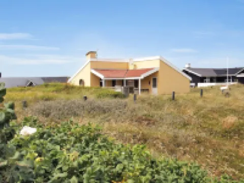 "Jænis" -  from the Sea