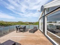 "Swerting" - 230m from the Sea