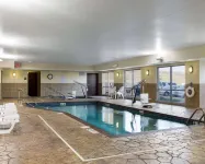 Comfort Suites Conference Center Rapid City - Kolam Renang