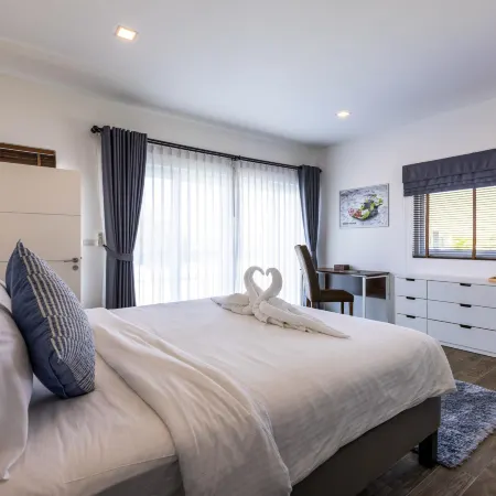 Modern 3 Bedroom Pool Villa (PG19)
