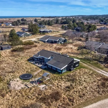 "Amadahy" - 950m from the Sea Hotels in Bindslev