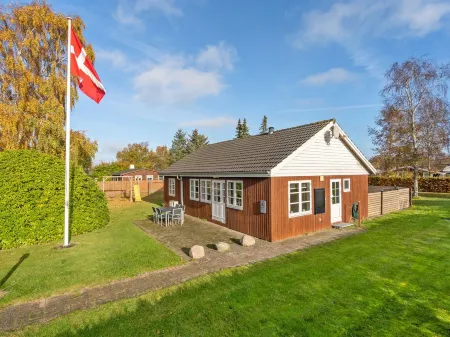 "Swaver" - 300m to the Fjord