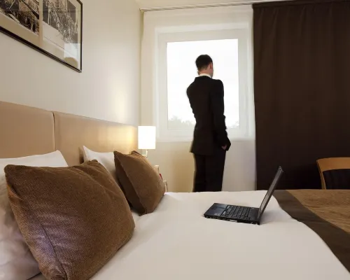 Mercure Sydney Liverpool Featured Photos
