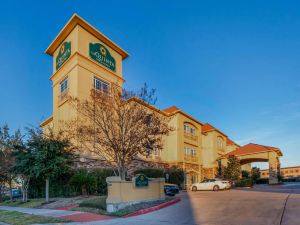 La Quinta Inn & Suites by Wyndham Houston Energy Corridor