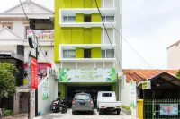 RedDoorz Plus @ Harvest Inn Panakkukang Makassar