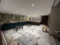 Hotel Modi Samrat Hotels in Deogiri Valley