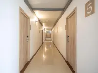 B2 Phitsanulok Boutique & Budget Hotel Hotels in Phitsanulok