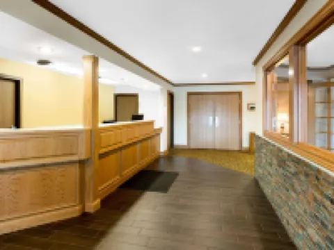 Super 8 by Wyndham St. Ignace Hotels in Mackinac County