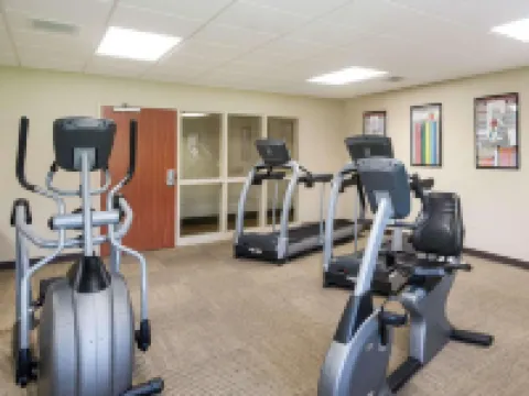 Suburban Studios Triadelphia - Wheeling at the Highlands Hotels in Ohio County